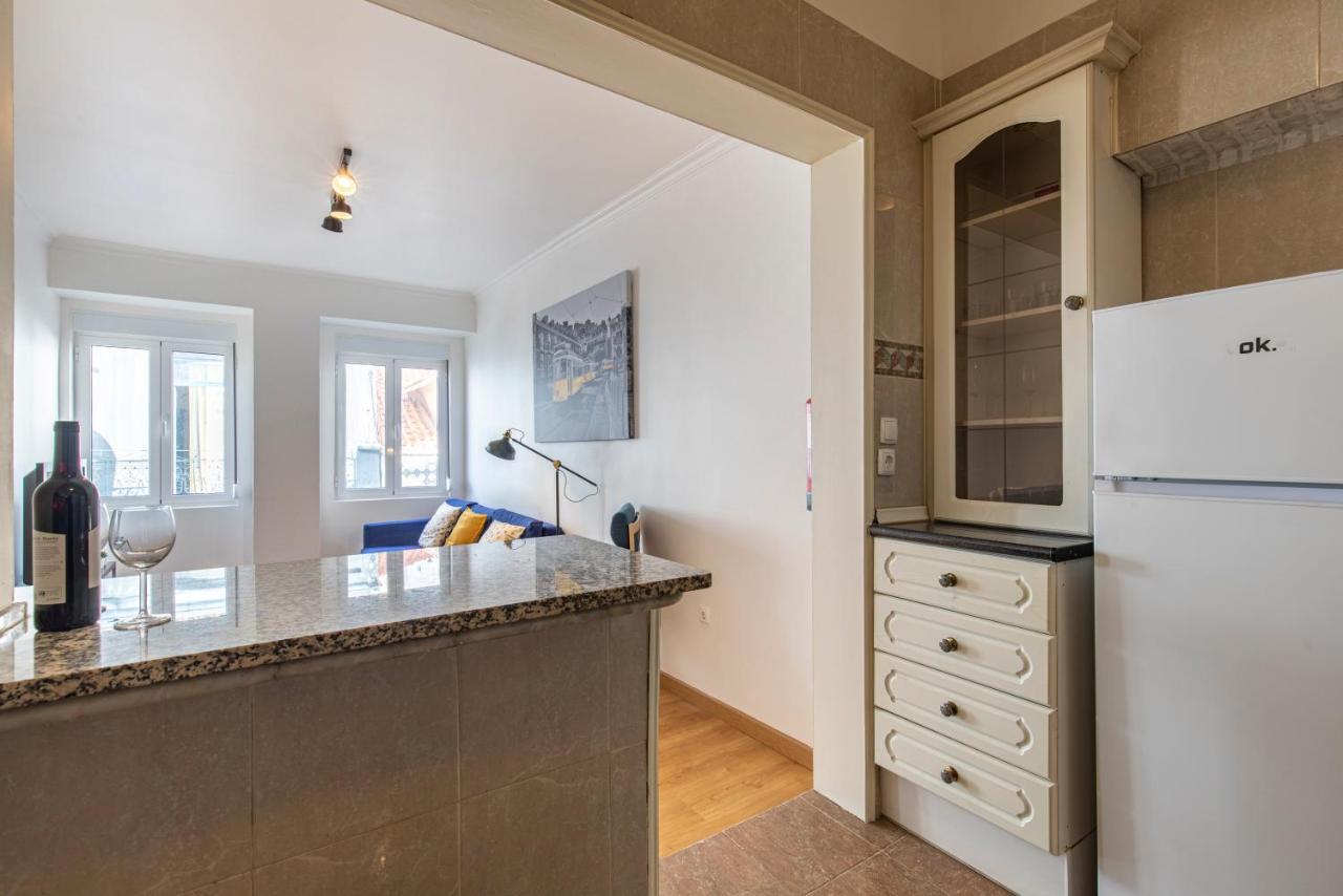 3 bedroom apt near Av. Liberdade Lissabon Buitenkant foto