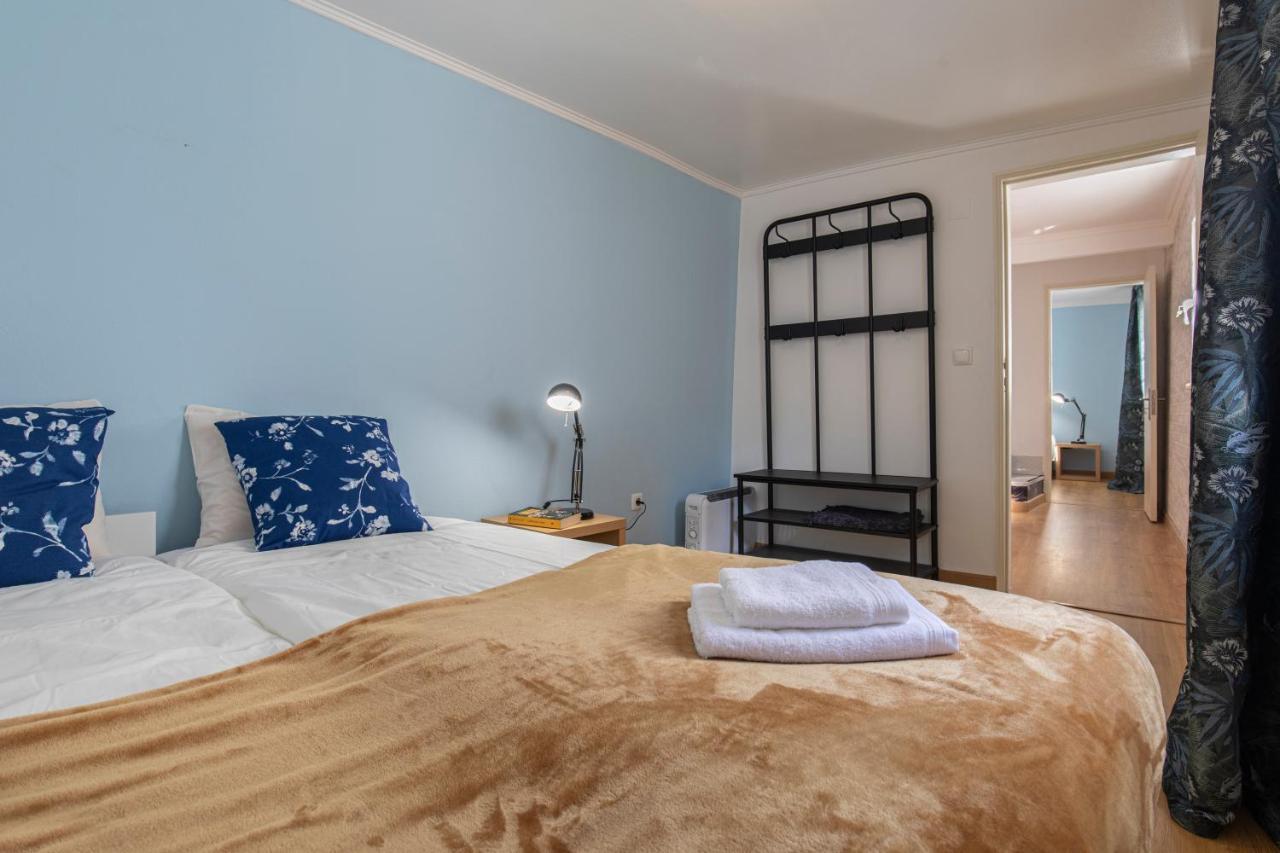 3 bedroom apt near Av. Liberdade Lissabon Buitenkant foto