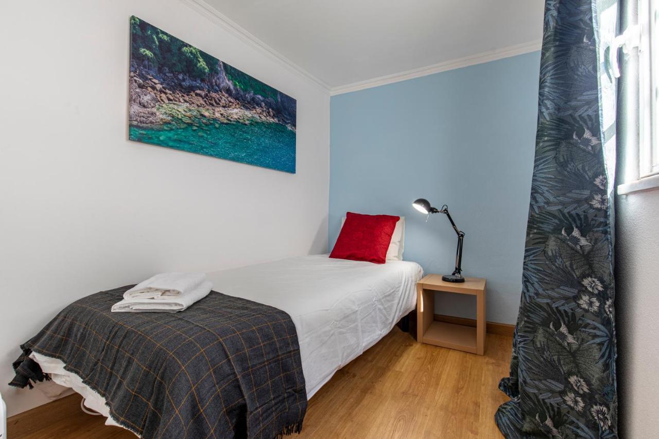 3 bedroom apt near Av. Liberdade Lissabon Buitenkant foto